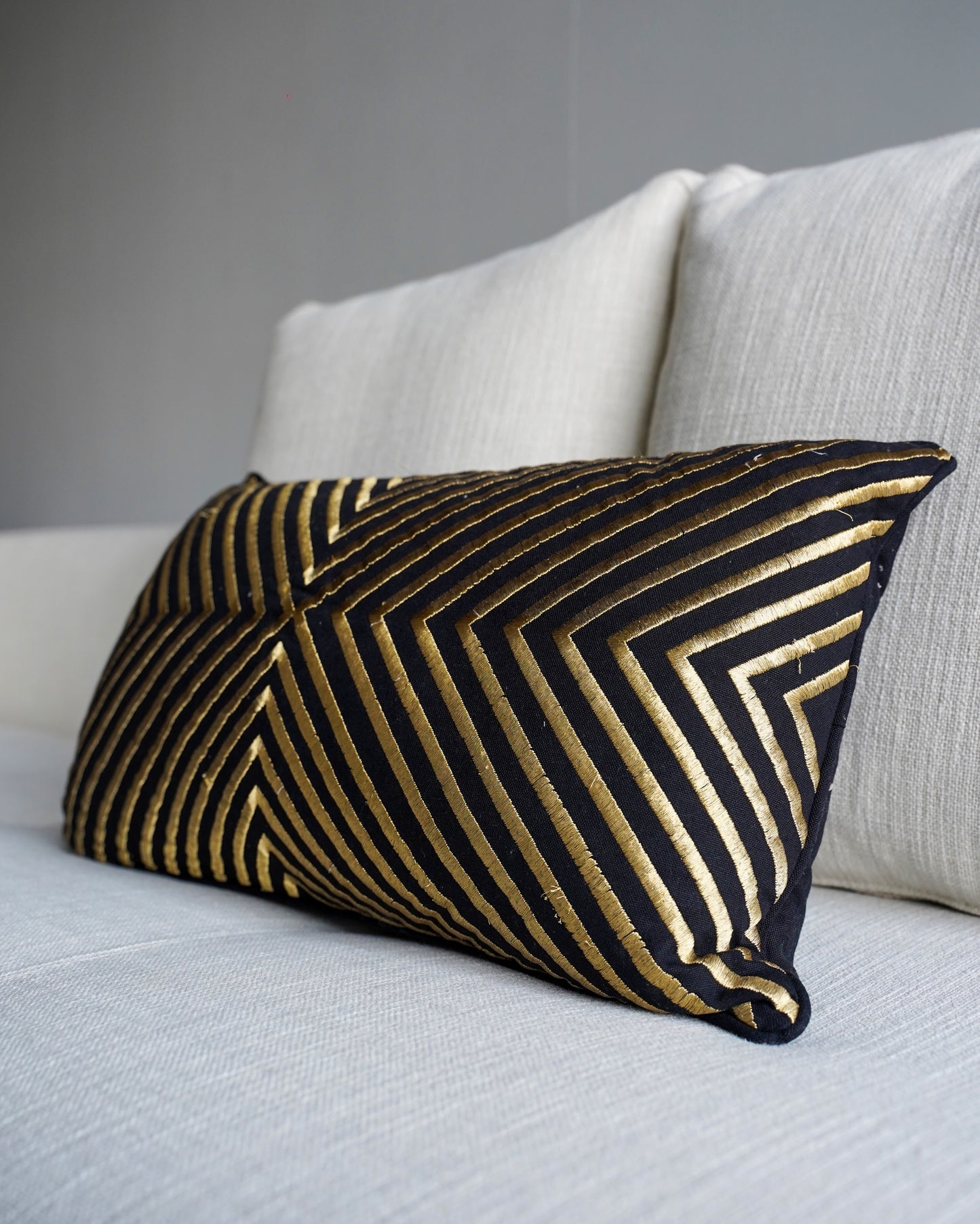 CUSHION