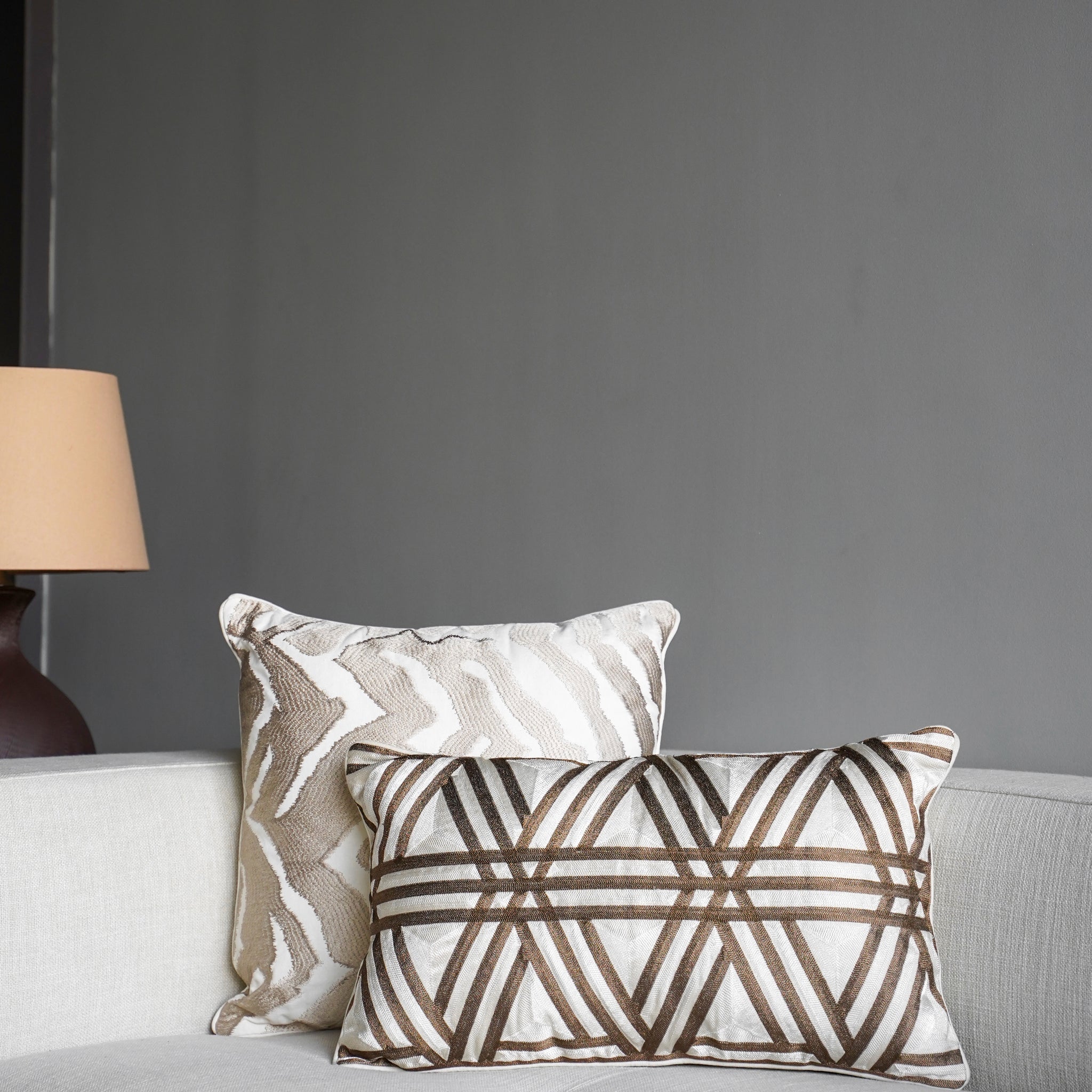 Nira – Lumbar Cushion