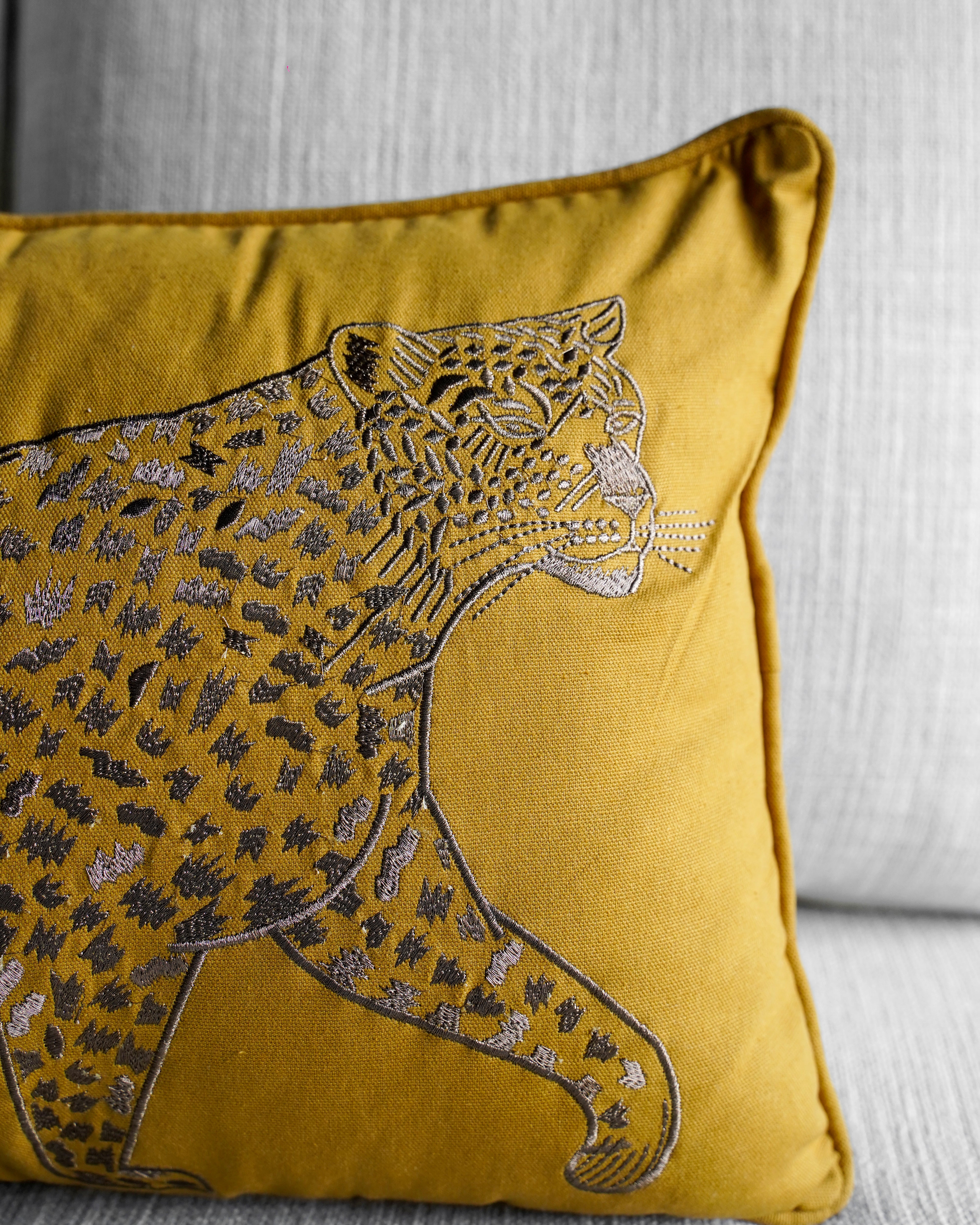 Elin – Lumbar Cushion