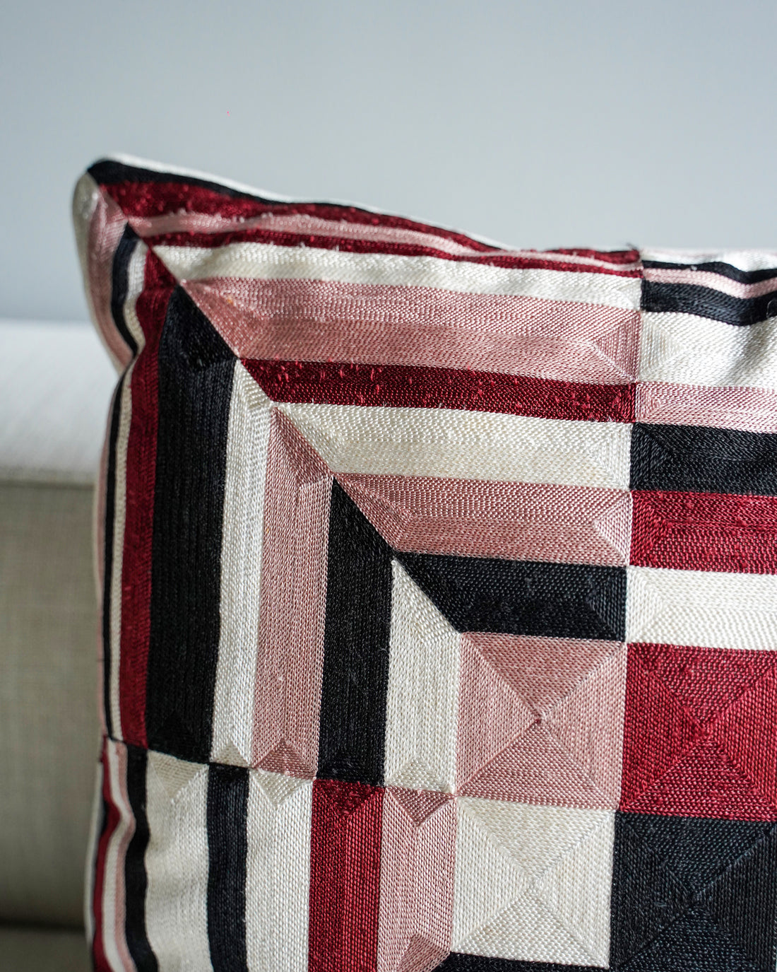 CUSHION