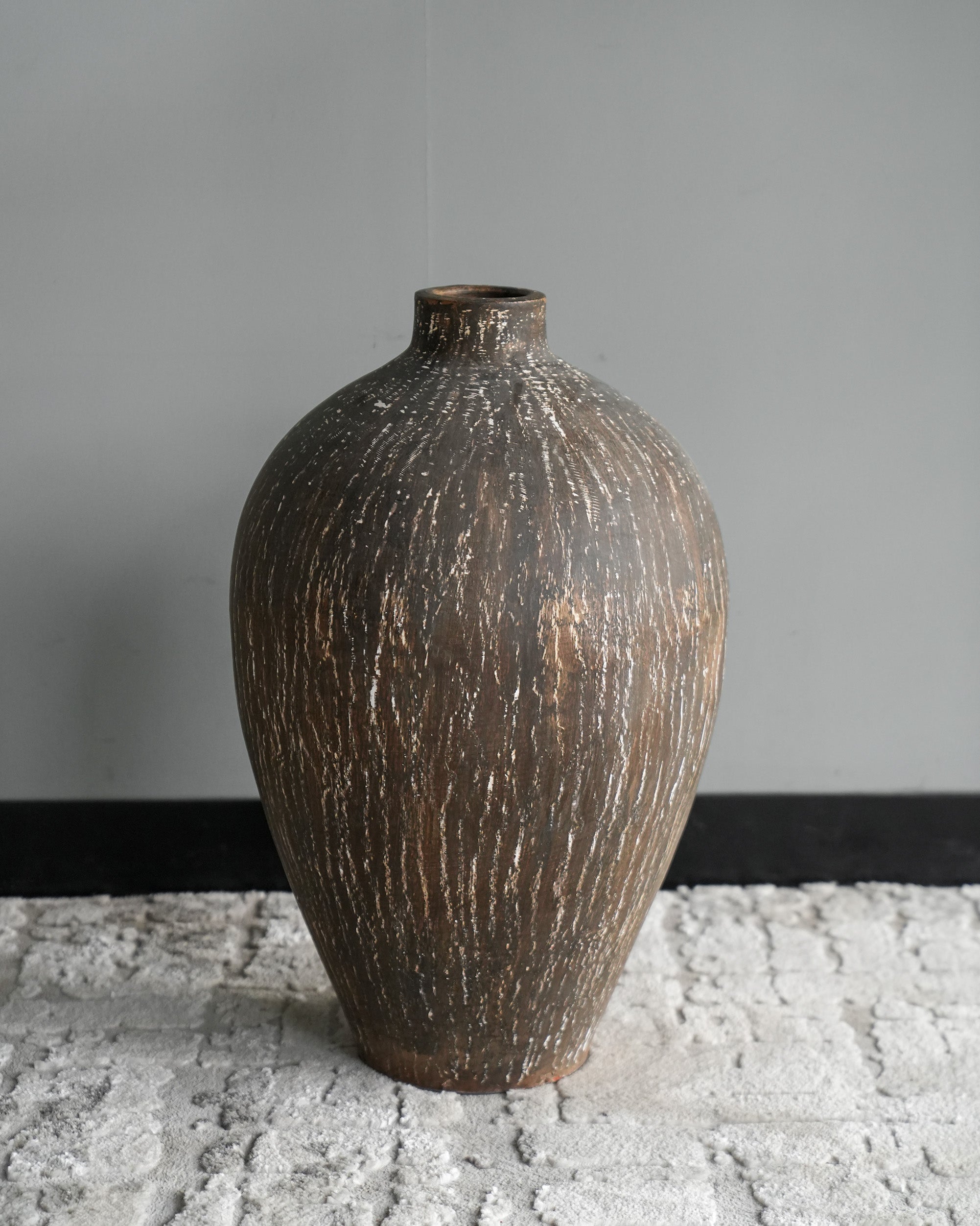 Majestic Clay Column