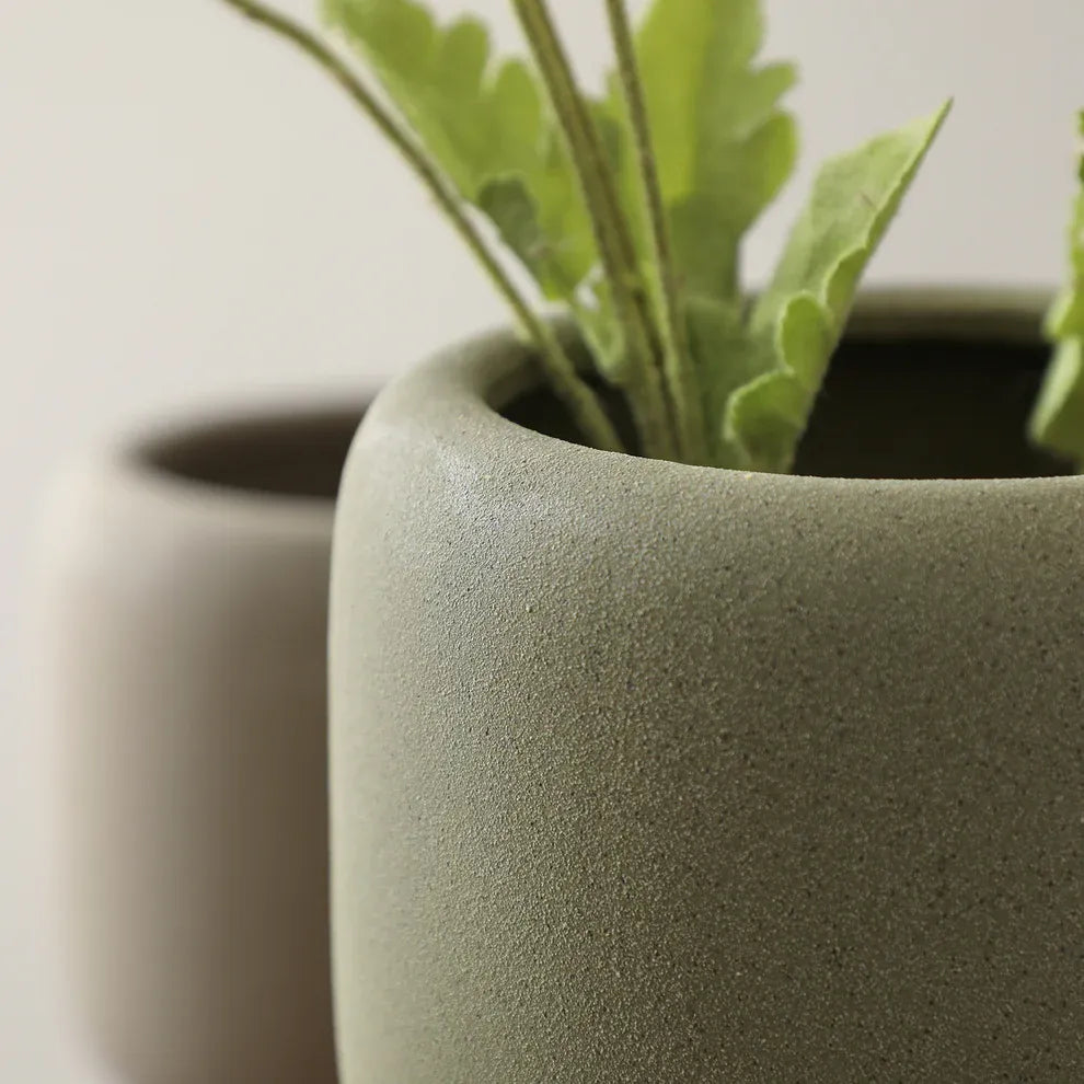 Round Foot Vase