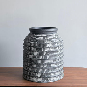 Obsidian Weave Planter
