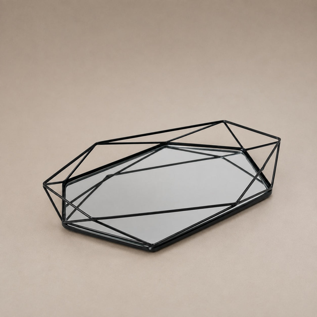 Linear Tray-Black