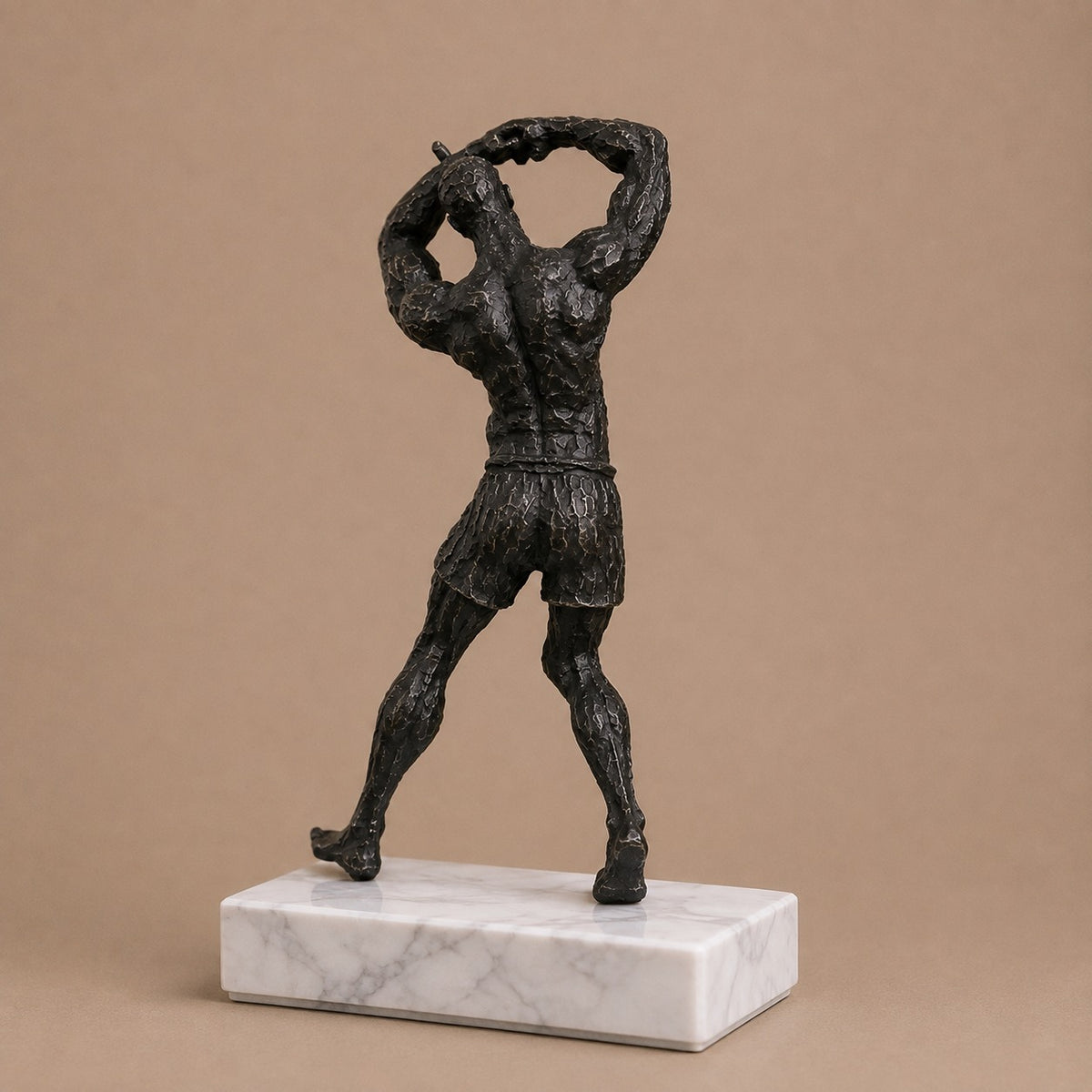 Artisan Decorative sculpture