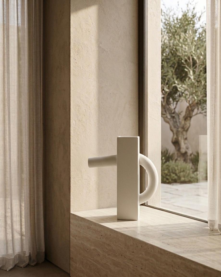 Minimalist Ceramic Décor