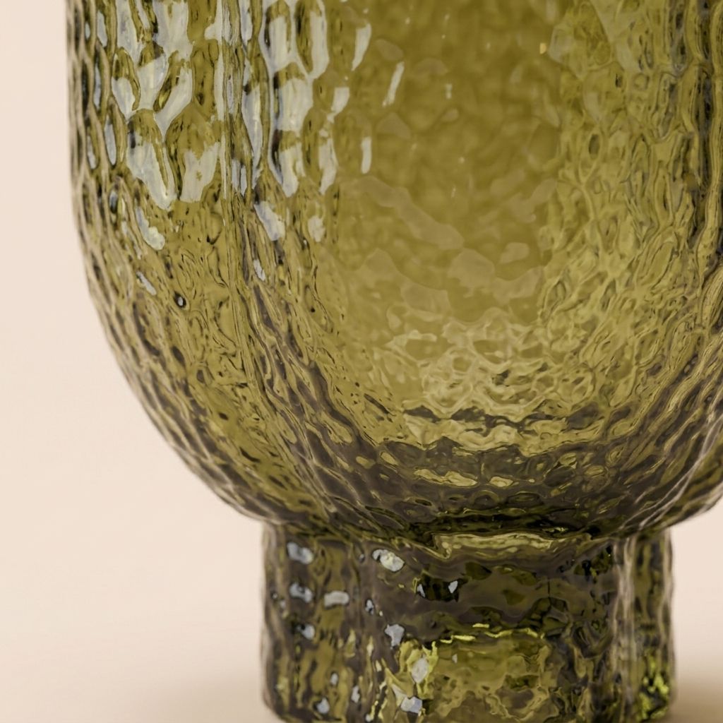 GLASS VASE