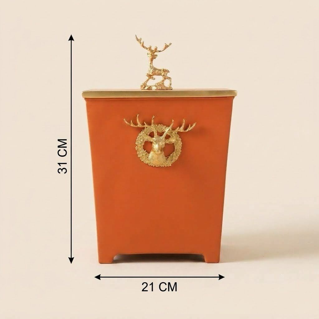 TRASH CAN