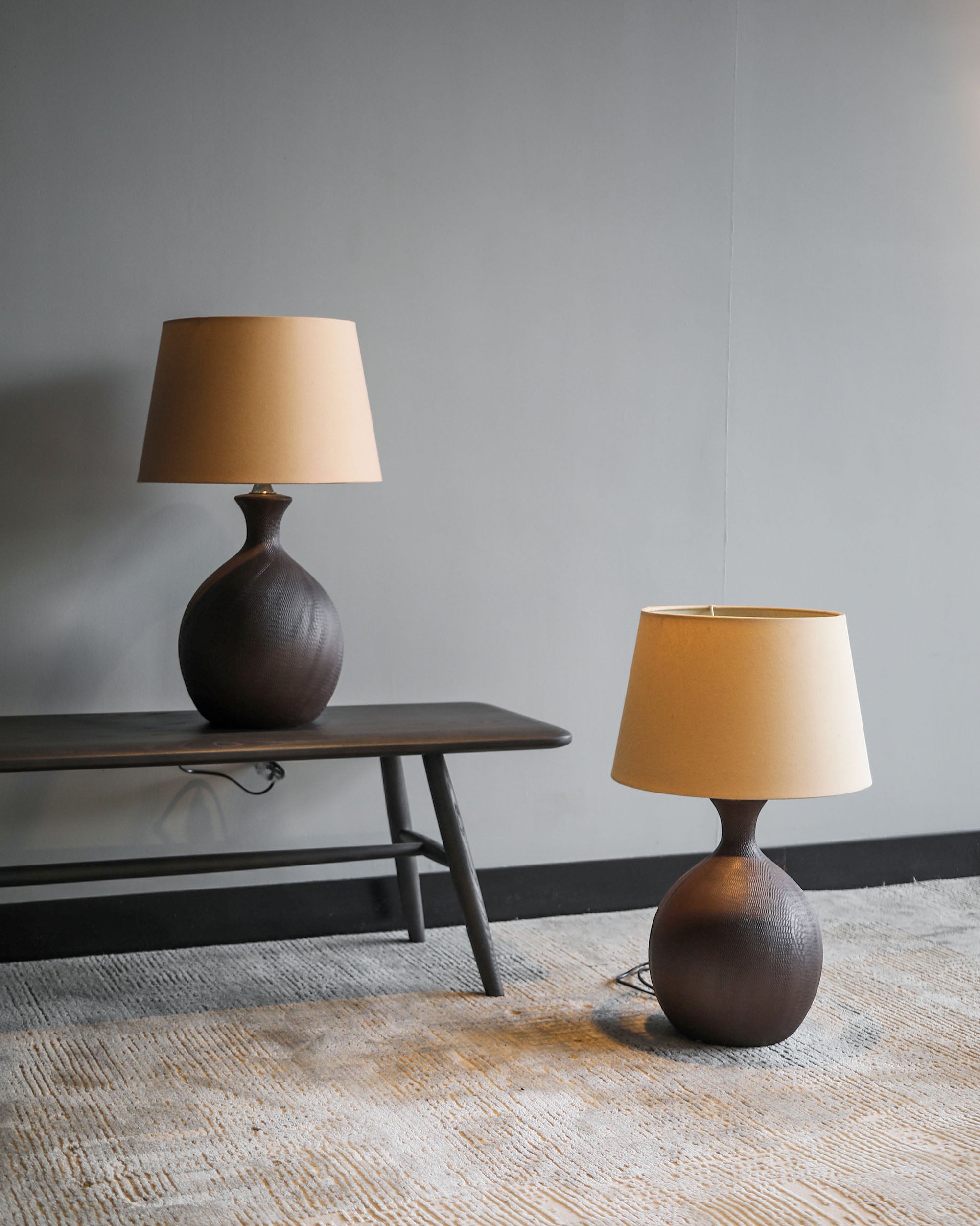 CERAMIC TABLE LAMP